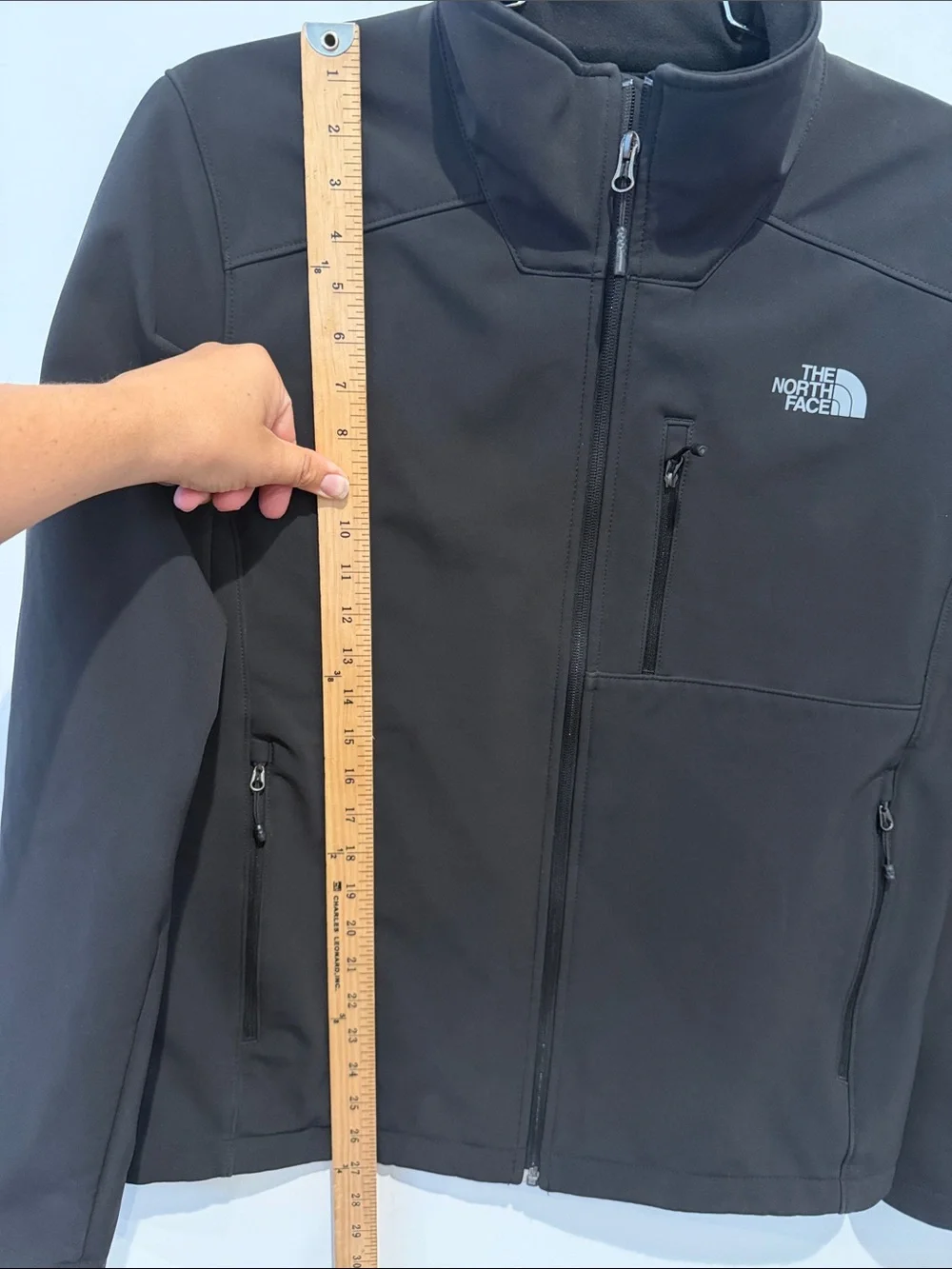 The North Face Apex Bionic Jacket Zip Closure in Black Men's Size Medium